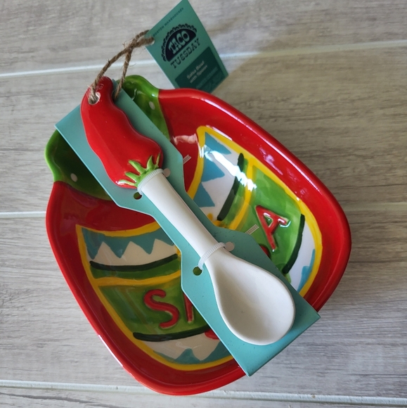 Salsa Bowl with Spoon Ceramic Fiesta Taco Tuesday Hostess Gift Cinco de Mayo - Picture 1 of 8